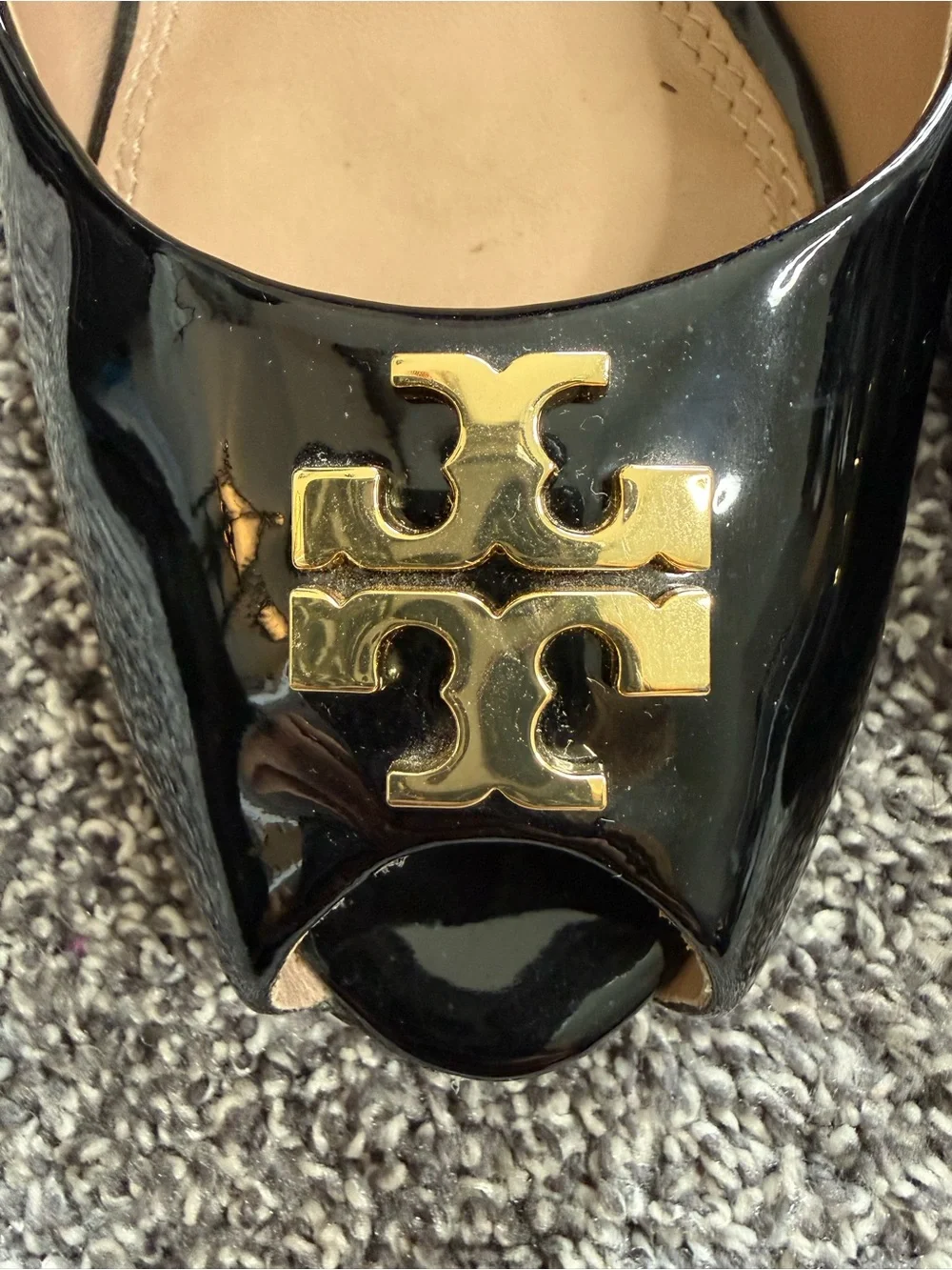 Tory Burch Jade Patent Leather Peep Toe Wedges size 9.5 black